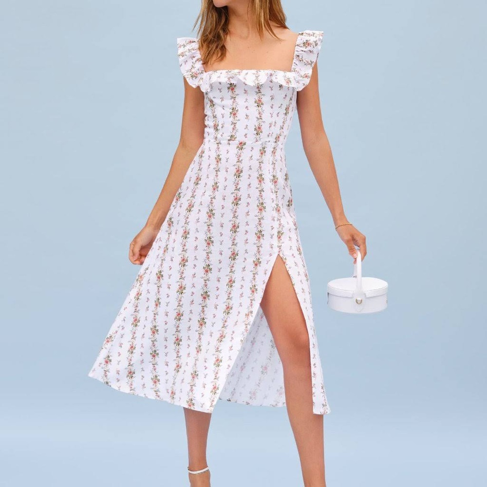 Reformation Amethyst Linen dress in poppyseed!